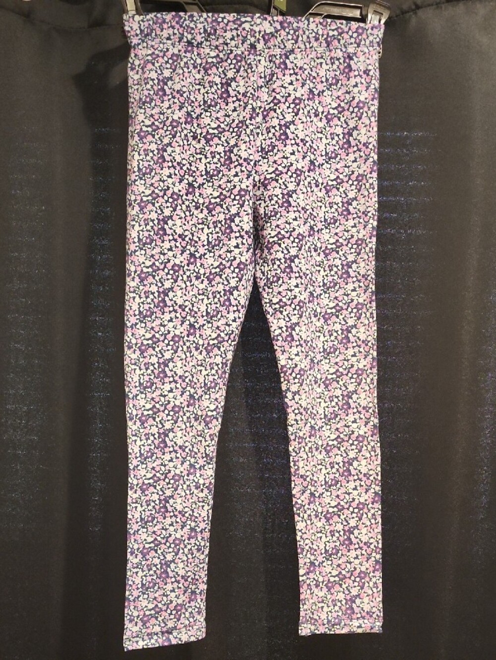 Girls' Dark Gray Floral & Heart Print Pajama Set - Cozy Long Sleeve - Picture 2 of 3